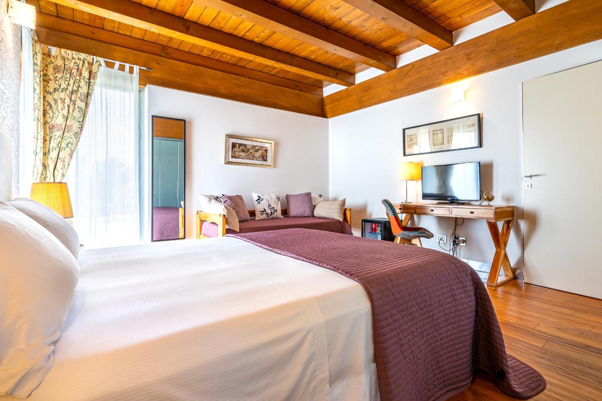 Casale Delle Ronde B&B Latina Esterno foto